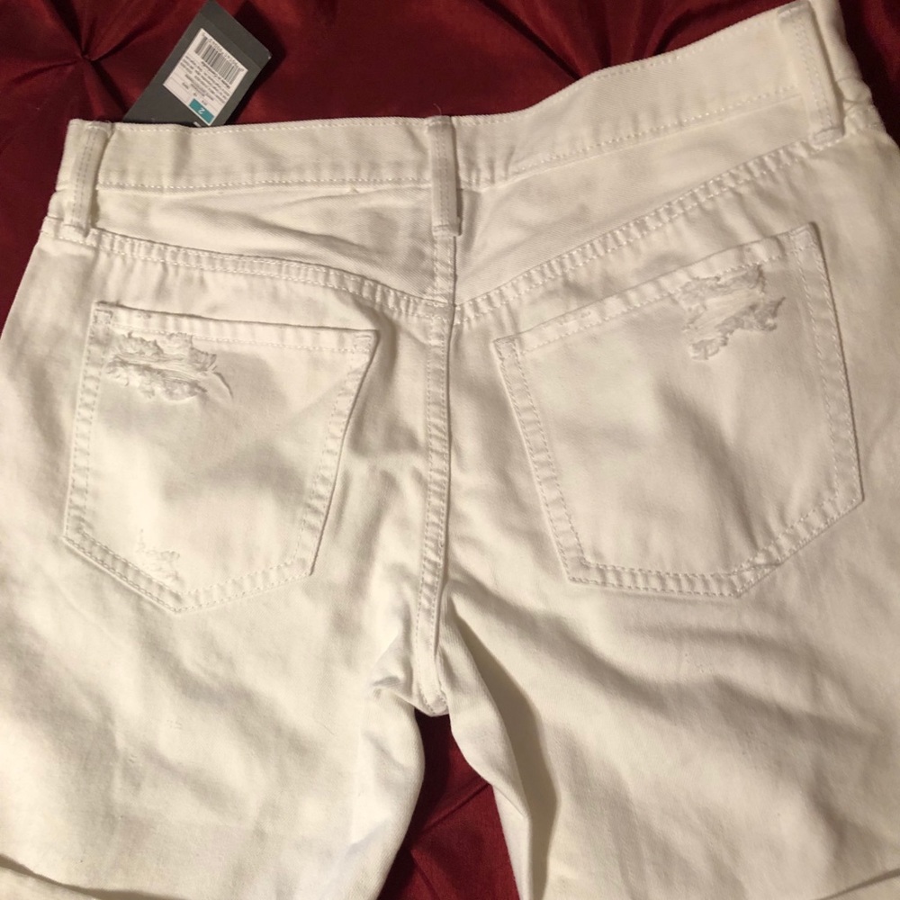 Sale⭐️White Denim Distressed Boyfriend Shorts - Picture 7 of 8